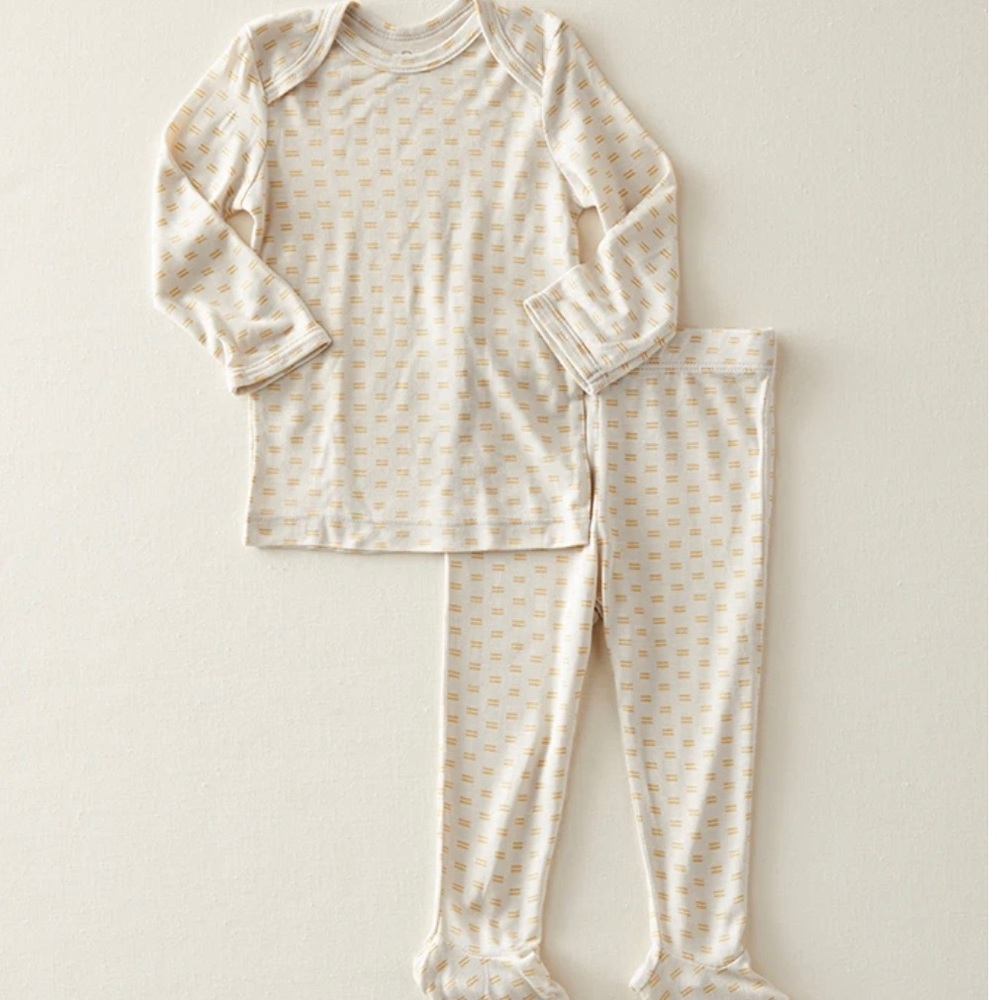 Solly Baby Sleeper in Honey Dash